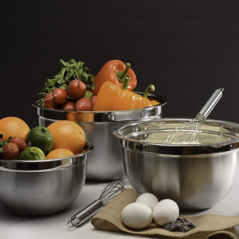 Uso profesional en cocina con bol YBM HOME de acero.