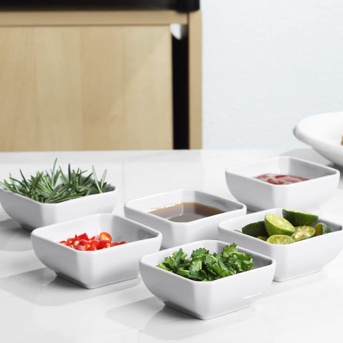 Presentación ordenada para sushi y salsas con Yedio.