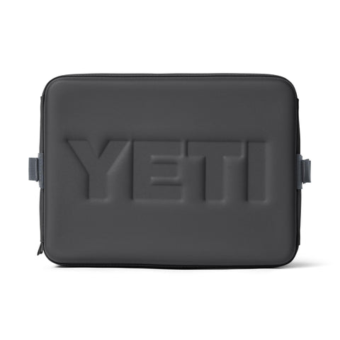 YETI Daytrip con YETI Ice Sheet pequeño para mayor retención de frío eficiente