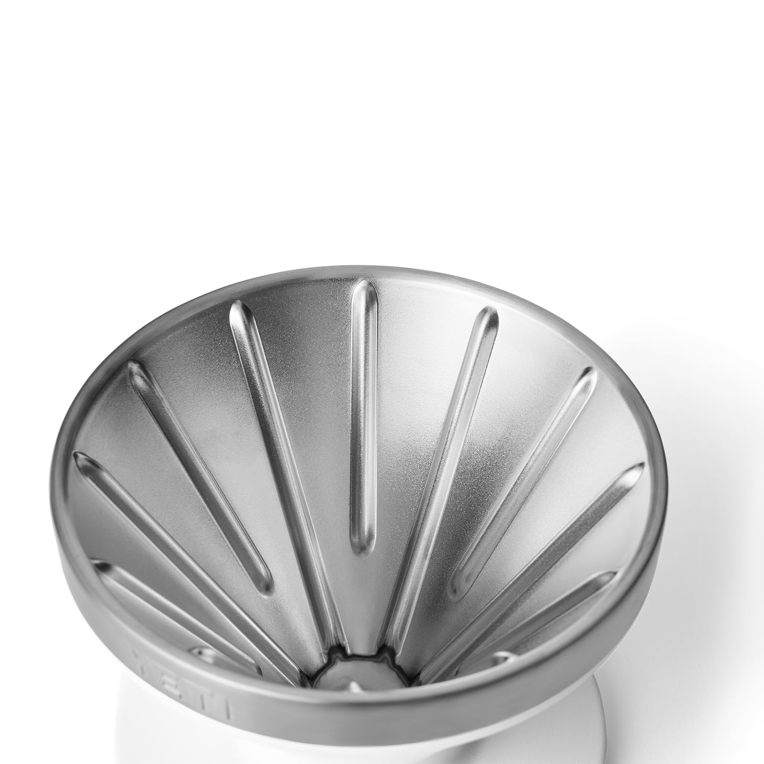 YETI Pour Over: Duracoat para colores duraderos.