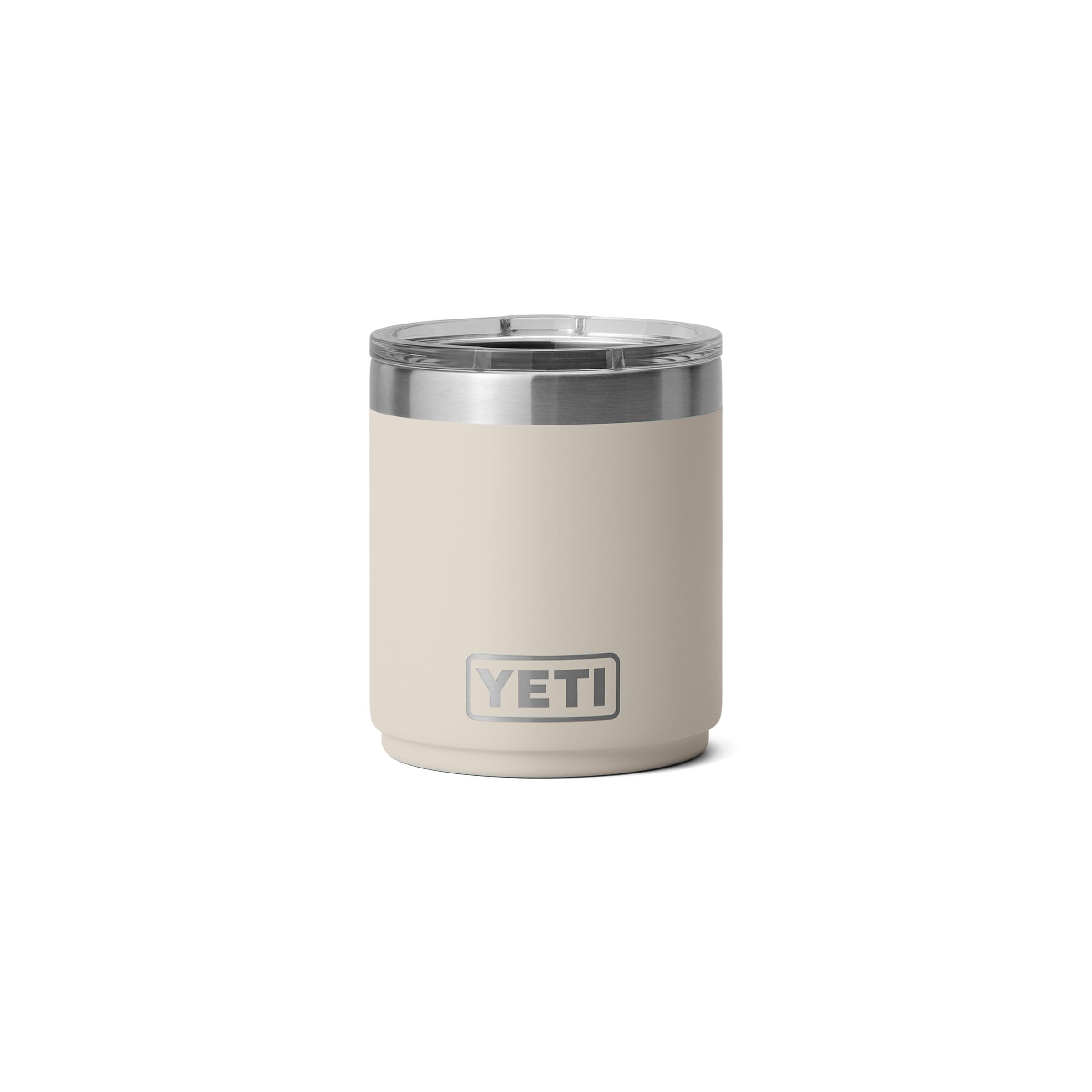 YETI Rambler 10 oz Lowball 2.0 con tapa magnética deslizante frente; uso diario.