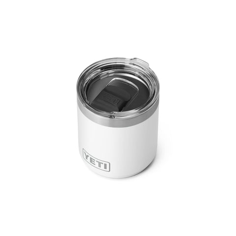 YETI Rambler 10 oz Lowball 2.0, tapa magslider facilita apertura sin derrames.