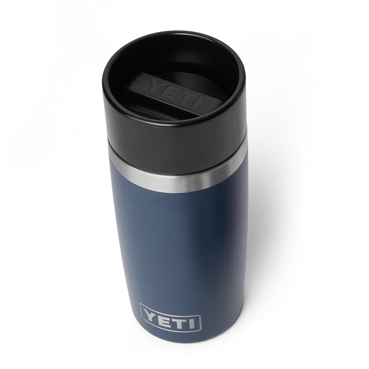 YETI Rambler 12oz con aislamiento doble mantiene bebidas frías durante más horas.