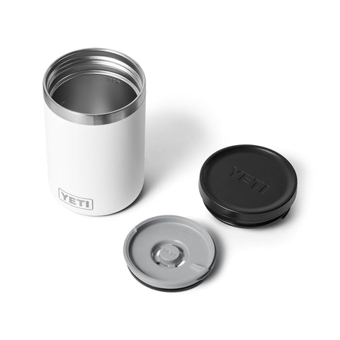 Diseño compacto y resistente, perfecto para aventuras al aire libre.