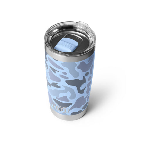 YETI Rambler 20 oz en acero inoxidable con aislamiento doble para bebidas frías o calientes.