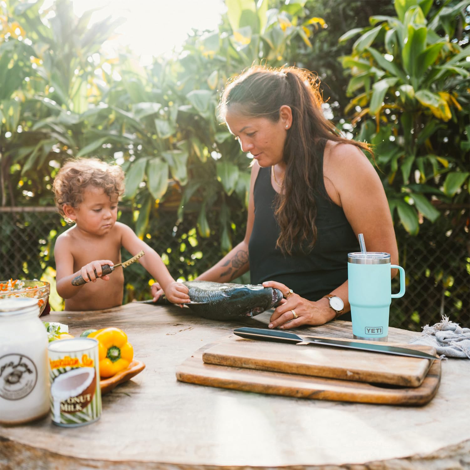 YETI Rambler 25 oz apto para lavavajillas y fácil de limpiar
