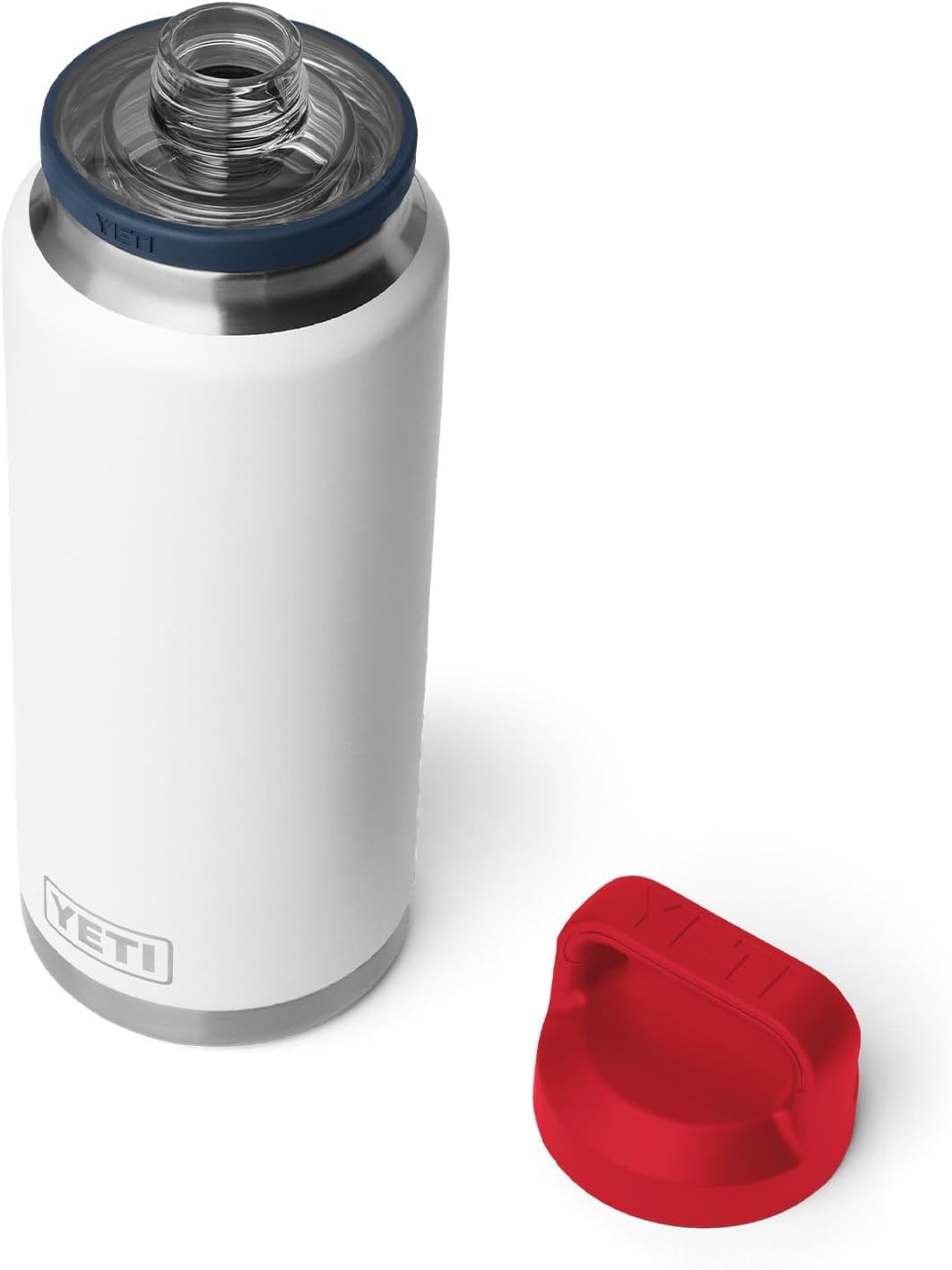 YETI Rambler 36 oz, asa de agarre triple para transporte estable.