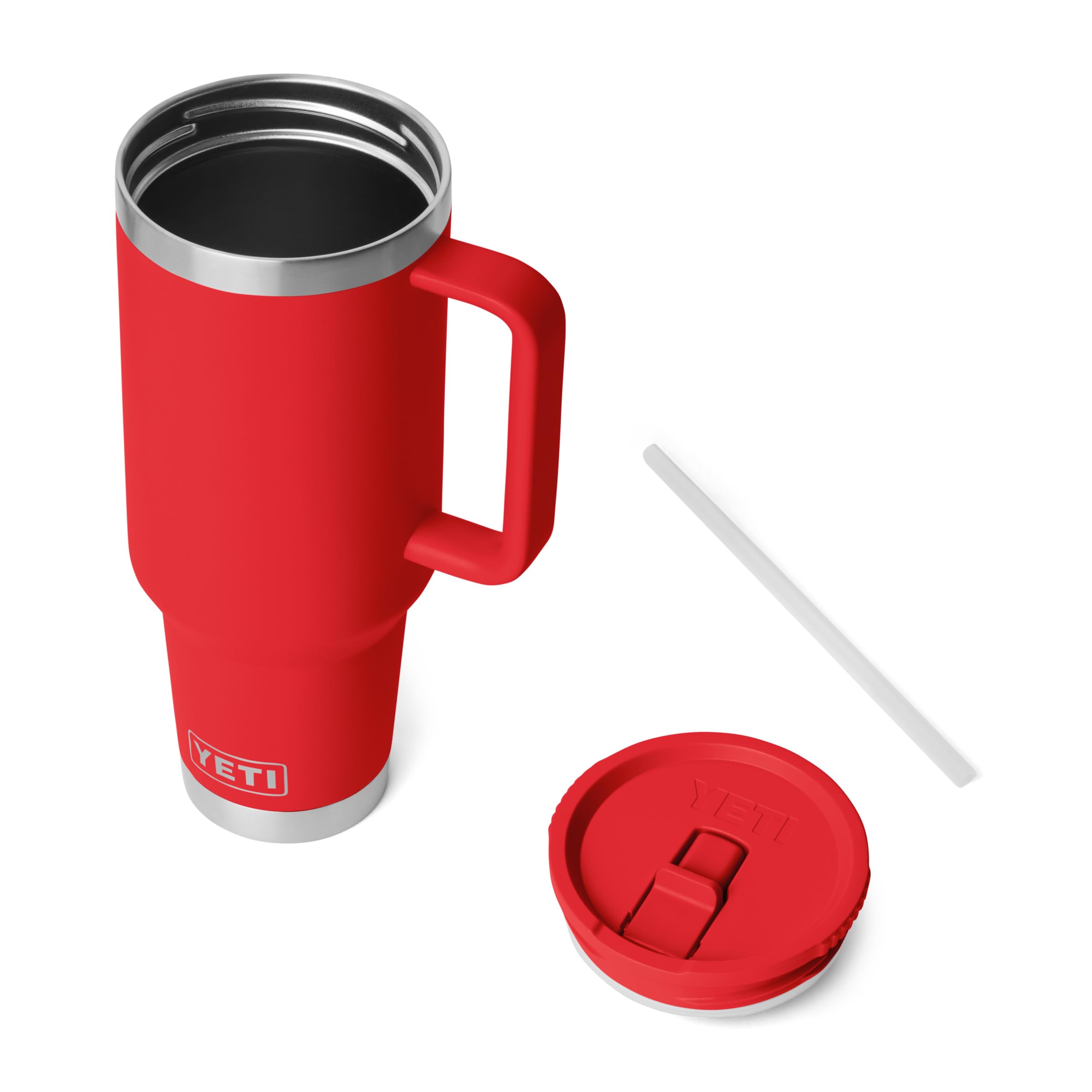 Tapa abatible con pajilla del YETI Rambler facilita beber en movimiento.