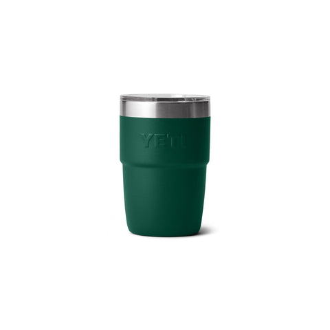 Acero inoxidable resistente de YETI Rambler para uso diario y aventuras.