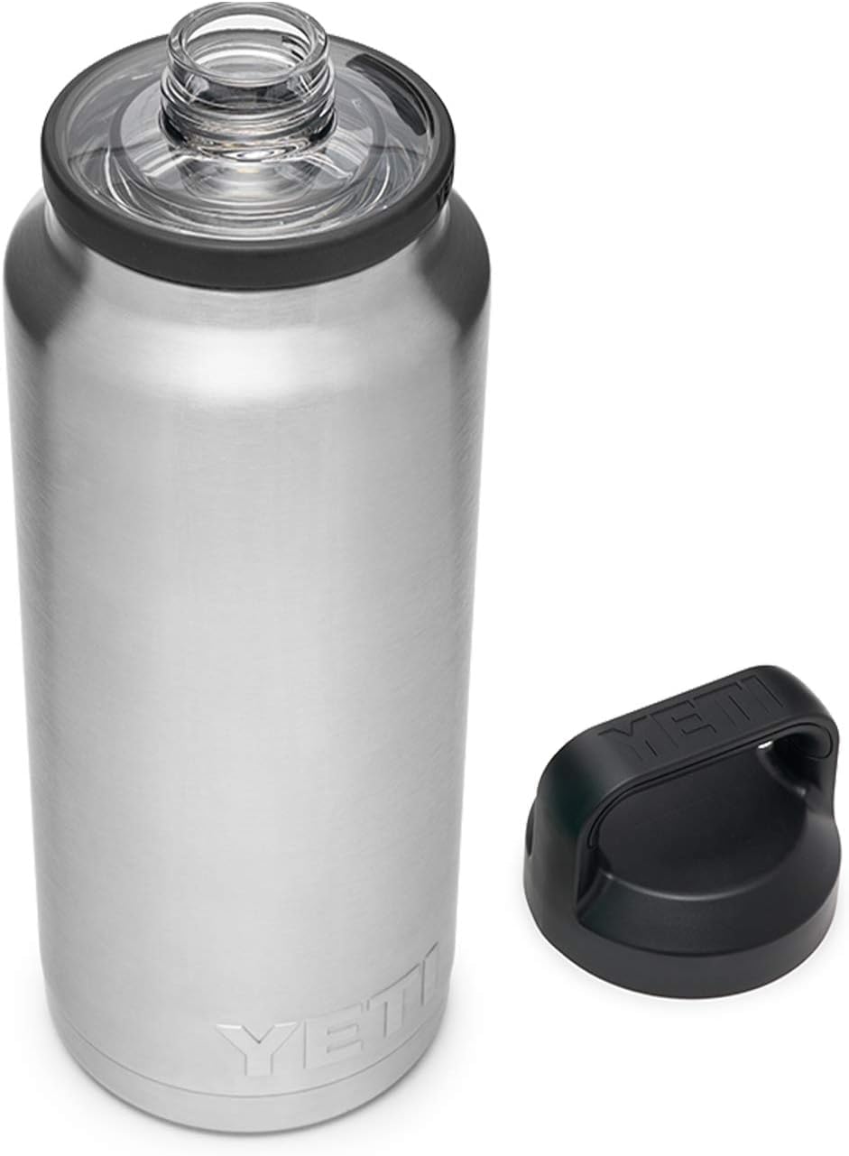 Asa ergonómica de YETI Rambler en lateral para beber en movimiento