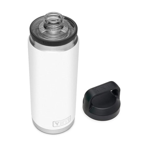 YETI Rambler 26 oz botella aislada para bebidas frías.