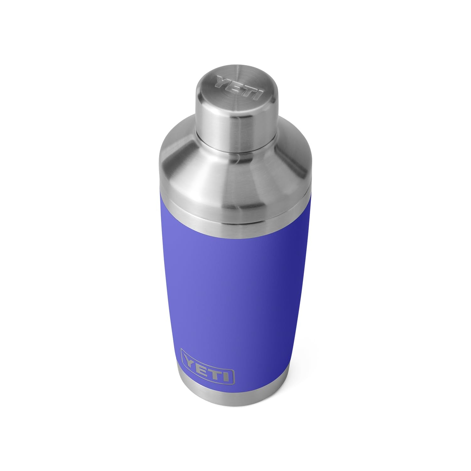 YETI Rambler coctel 20oz, vista frontal, estilo moderno y color violeta ultramarino.