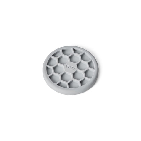 YETI Rambler diseño sin condensación mantiene la mesa seca y fría la bebida.