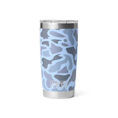 YETI Rambler 20 oz con doble pared aislante, con condensación reducida.
