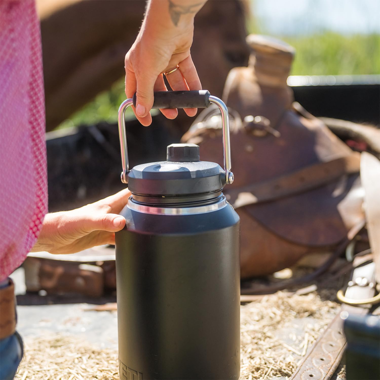 YETI Rambler Gallón 2.0 anillo Bearfoot para base estable.