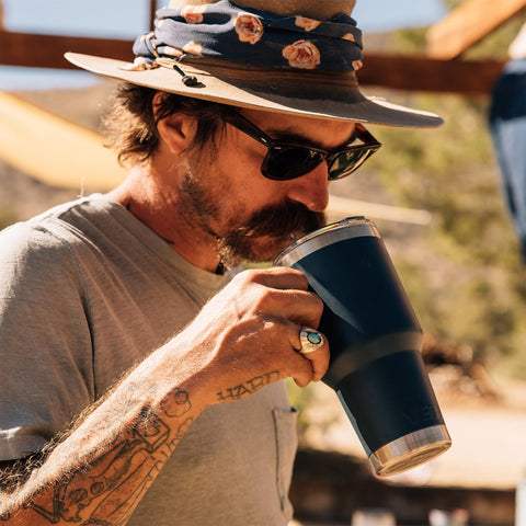 Tapa con pajilla para YETI Rambler, ideal para bebidas frías en viaje