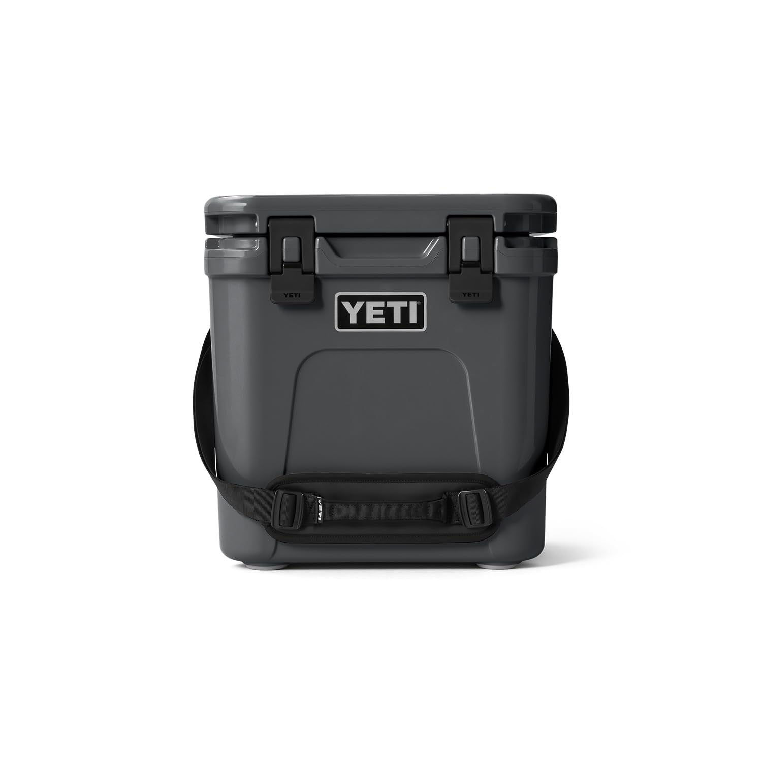YETI Roadie 24 frente en gris carbón, compacta y lista para viajes cortos