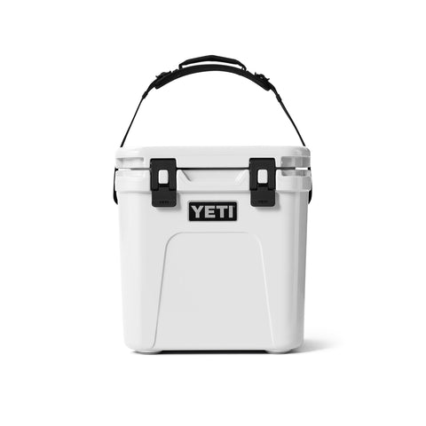 YETI Roadie 24-2.0 organización interior, ayuda a separar comidas y bebidas.