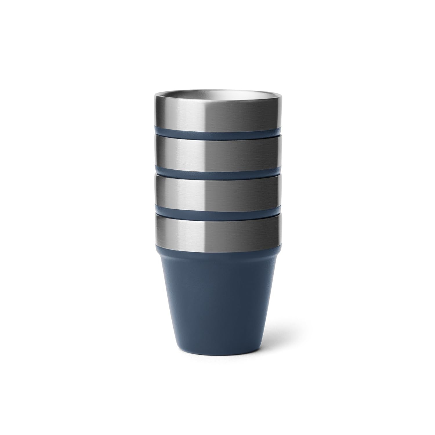Diseño ergonómico de vasos YETI para un agarre cómodo