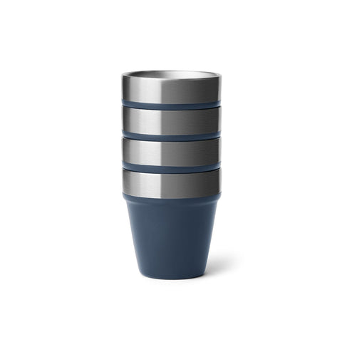 Diseño ergonómico de vasos YETI para un agarre cómodo