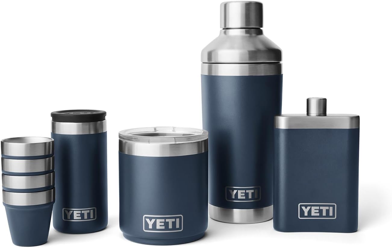 Set de 4 vasos para compartir brindis en barco o caza.