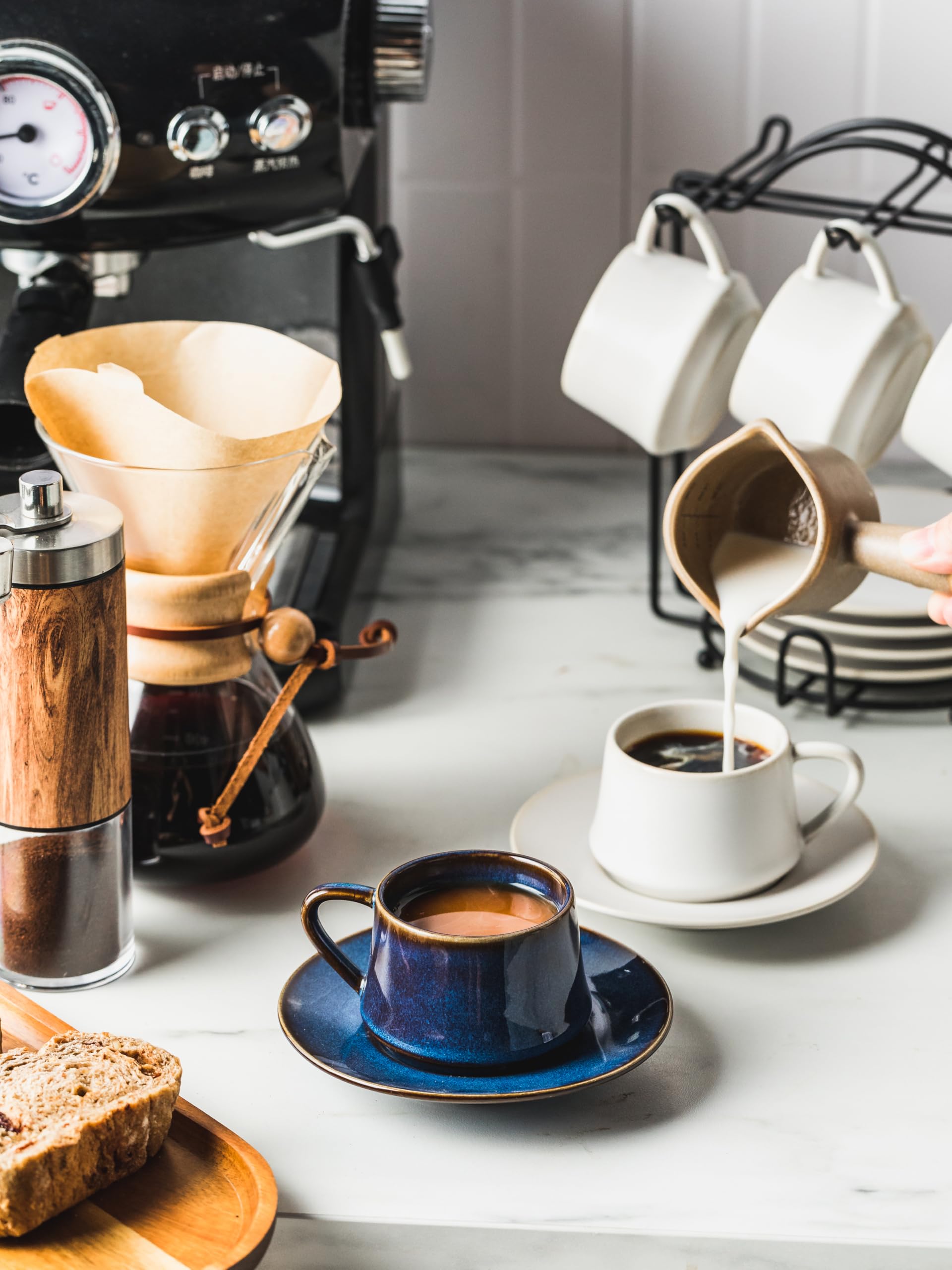 Experiencia de servir espresso con estilo gracias a YHOSSEUN