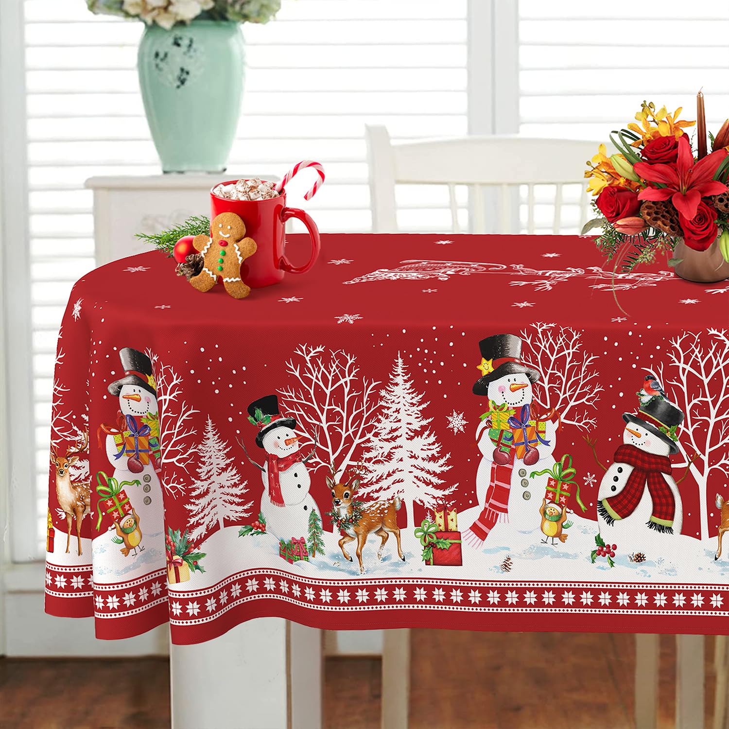 Mantel Yighty con árbol navideño rojo crea base festiva para cenas