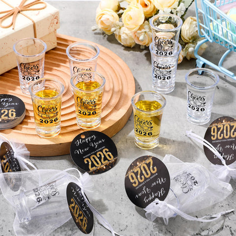 Diseño festivo de brindis 2026 de Yiyiring para celebraciones elegantes.