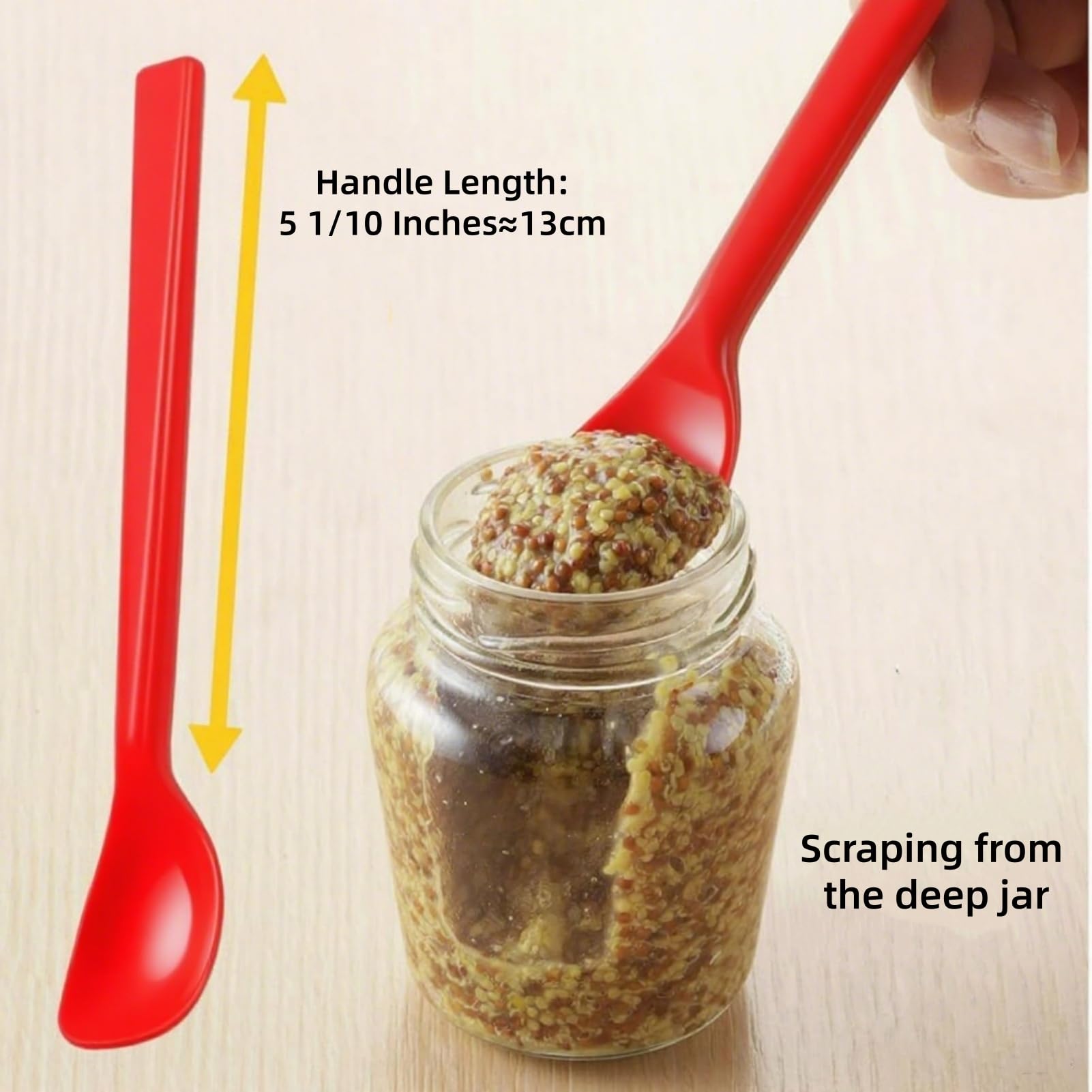 Espátula de silicona mini Yoku Made para mezclar sin rayar superficies antiadherentes.