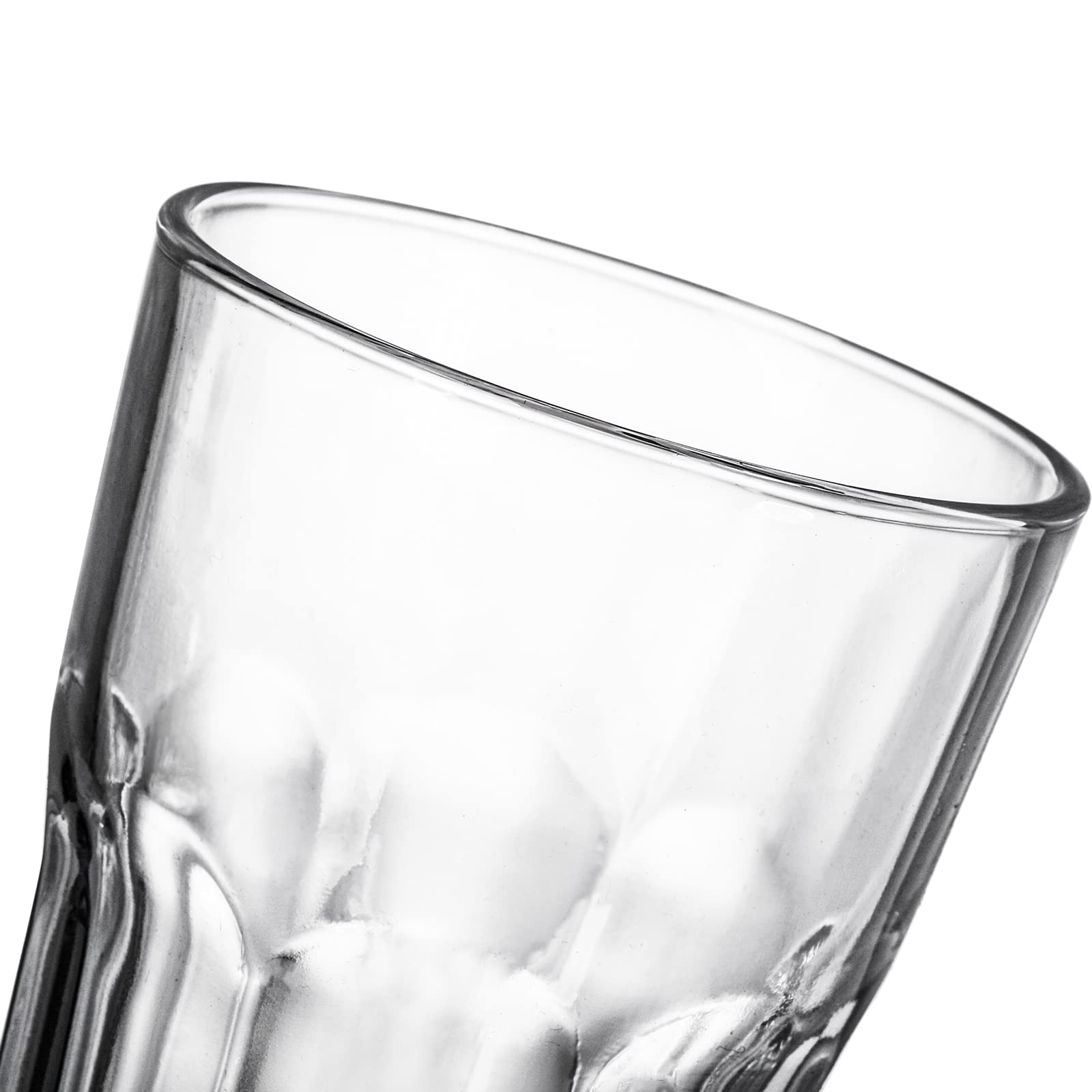 Vaso alto Yopay con diseño poligonal para agarre cómodo.