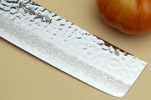 Saya de magnolia protege la hoja de Yoshihiro Nakiri