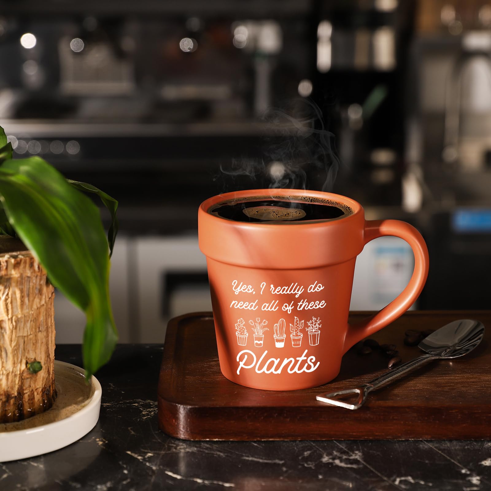 Uso diario: taza de YUEYUQIU para pausas entre plantas.