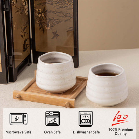 Taza matcha YumiPLUS de cerámica 160 ml para rituales de té.