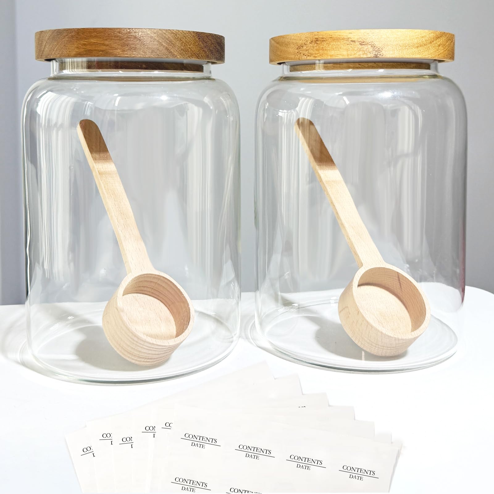 Cucharas de madera Yutrenn incluidas para medir y servir.