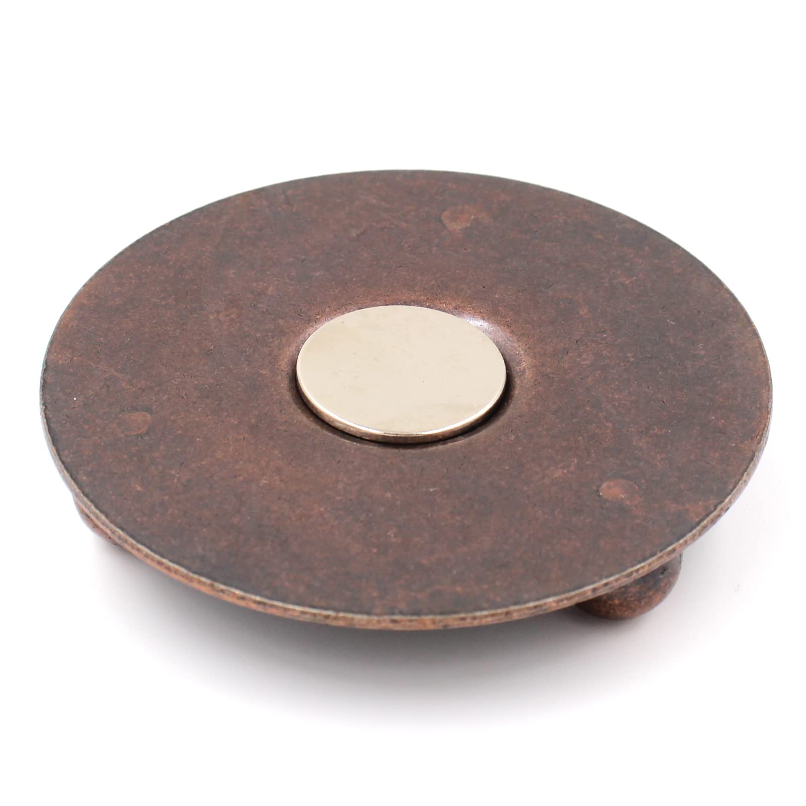 Detalle de virutas de hierro dentro del reloj magnético de Z ZICOME