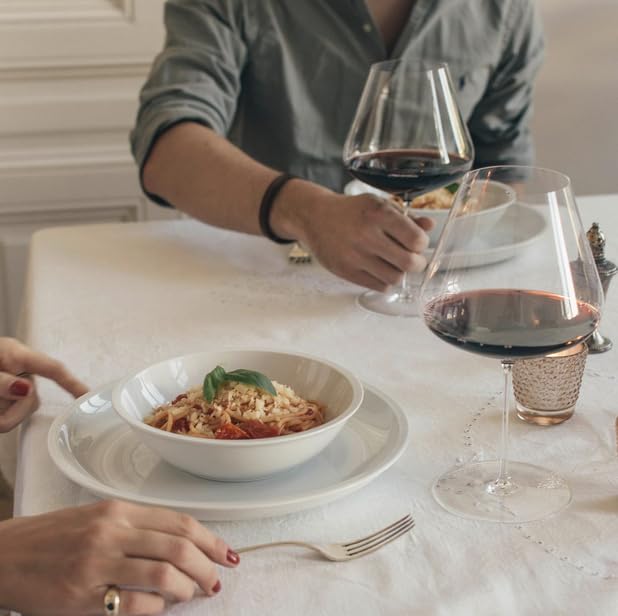 Copa Zalto Denk'Art Burdeos, vertido amplio para oxigenar el vino.