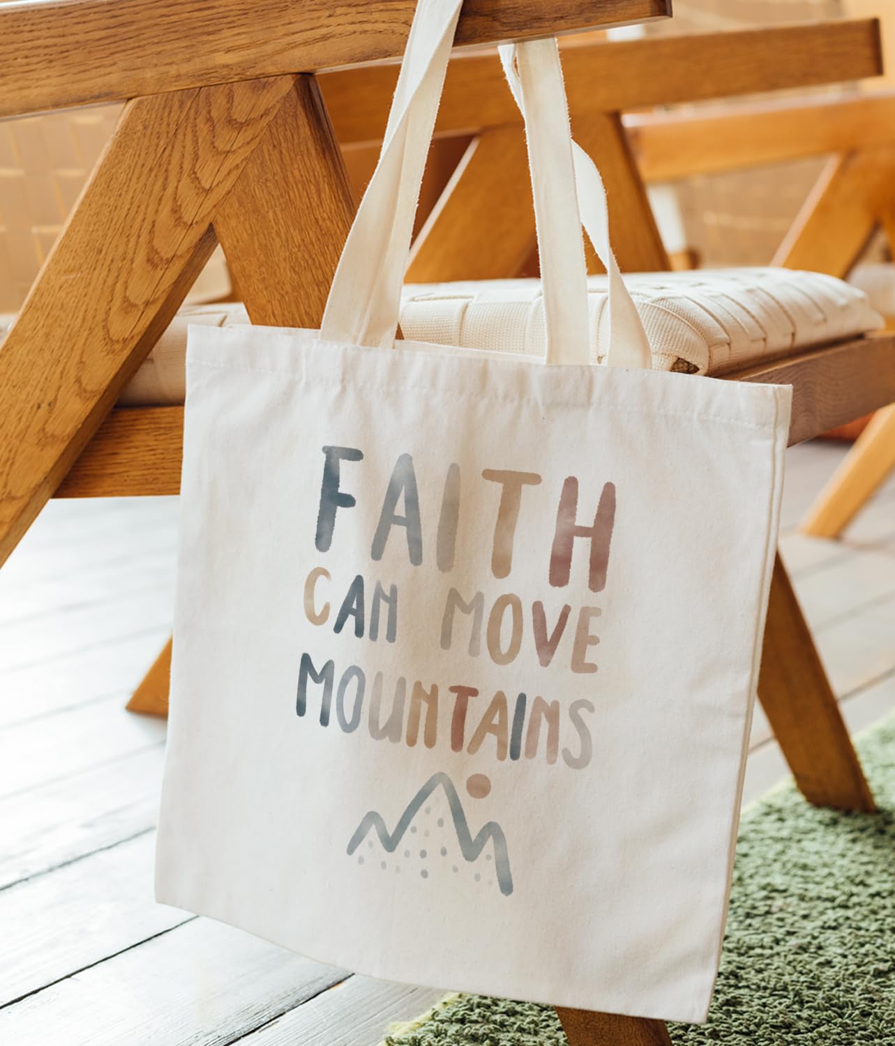 Zeghk Tote Cristiana, regalo inspirador para ocasiones especiales.