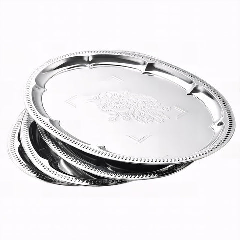 Bandeja ovalada de plata ZENOVLUX con grabado floral para presentaciones elegantes.