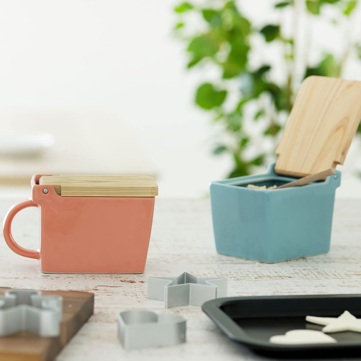 Tapa Hinoki de Zero Japan Bee House permite usarla con una mano
