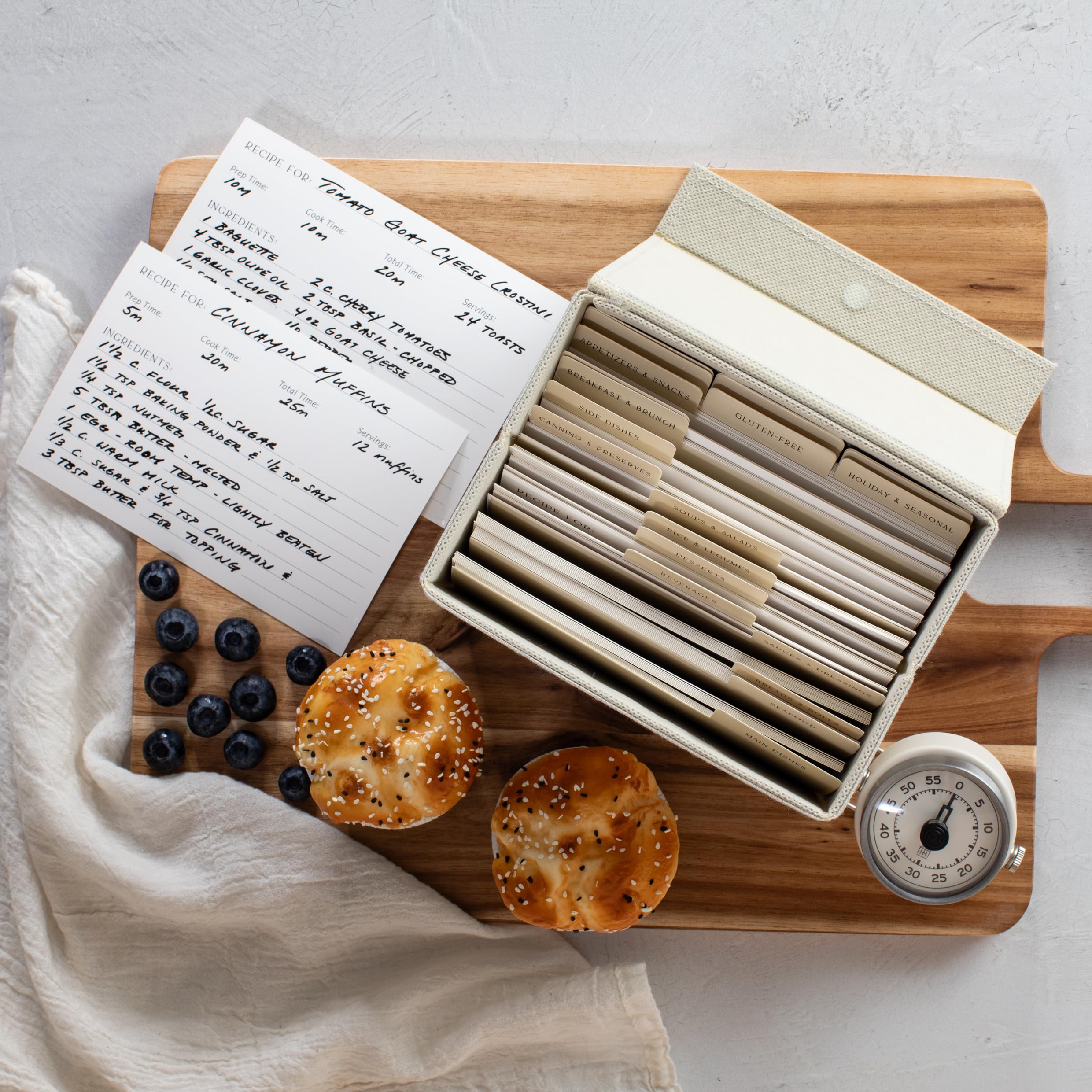La caja-recetas-lino-versatil-para-regalos de ZICOTO es ideal para ideas de regalo.