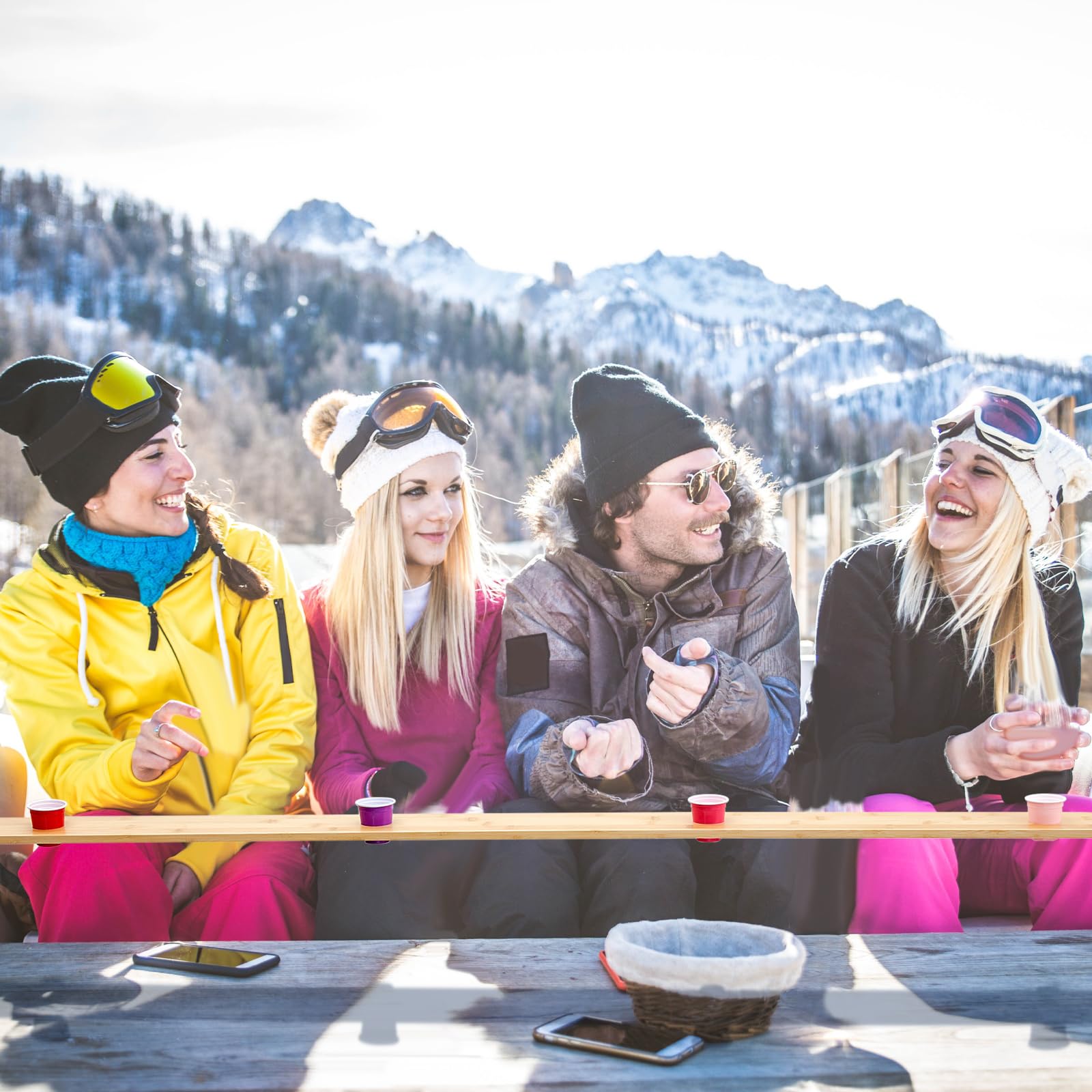 Uso ideal en fiestas y bodas con el tablero shot-ski Ziliny.