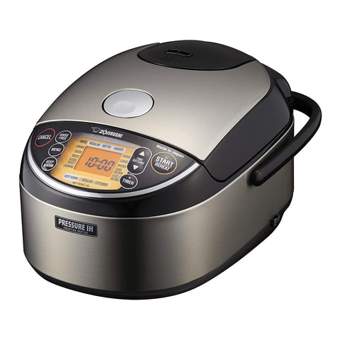 Zojirushi NP-NWC10XB exterior negro de acero inoxidable, ideal para cocina moderna.