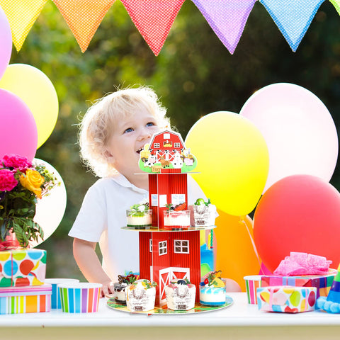 Torre de postres temática granja de Zopeal, perfecta para mesas de dulces.