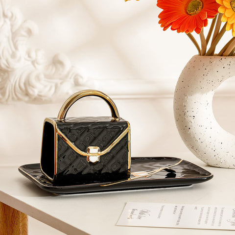 Zubebe taza-bolso cerámica brillo, acabado cuidado para ritual de café.