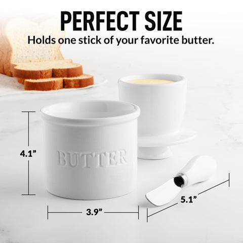 La Zulay Kitchen Butter Crock en cerámica blanca aporta textura suave para untar.