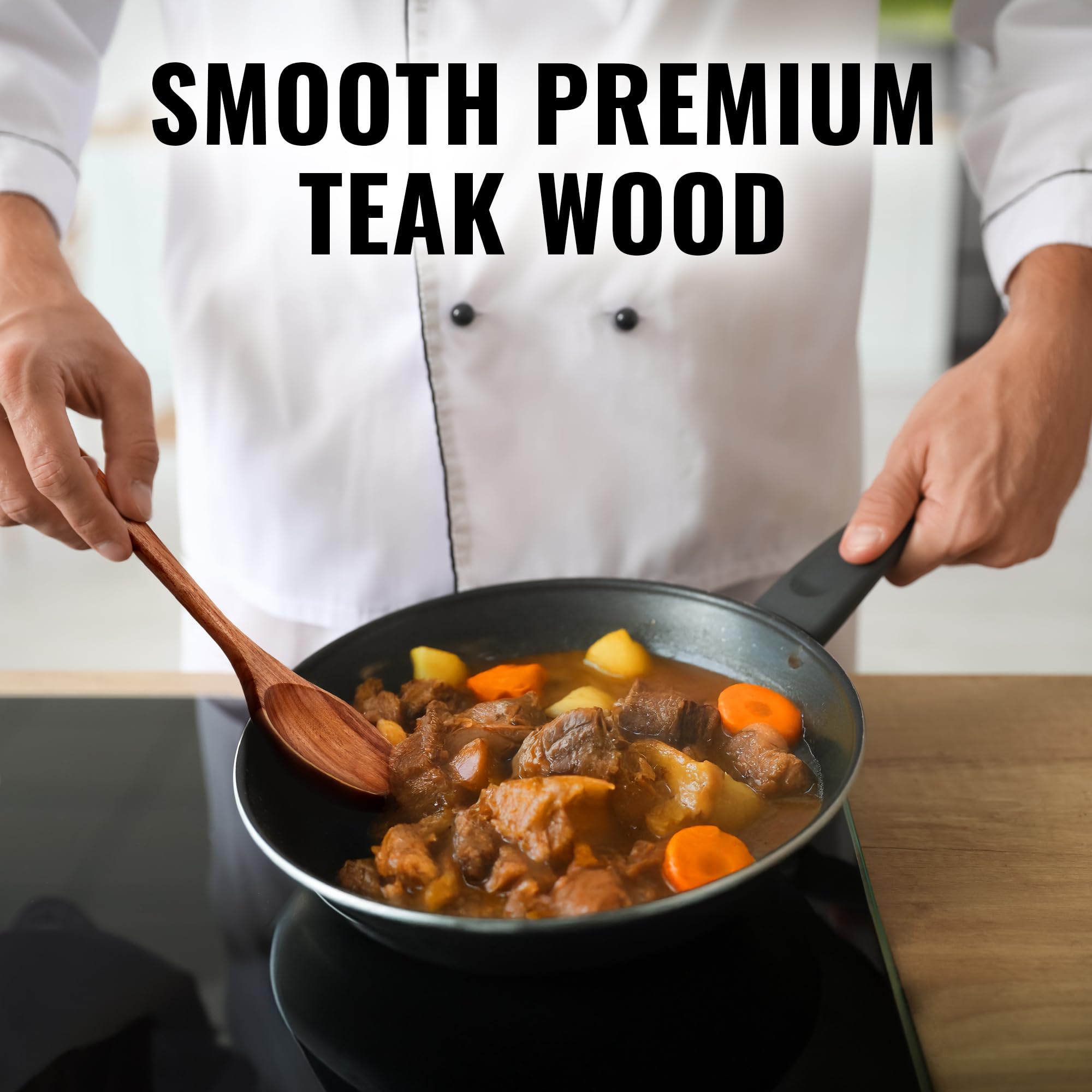 Cucharón ergonómico Zulay Kitchen de teca para un agarre cómodo.