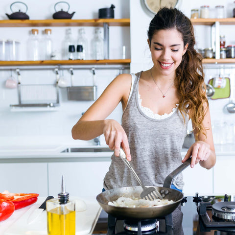 Soporte para utensilios Zulay Kitchen mantiene la encimera ordenada.