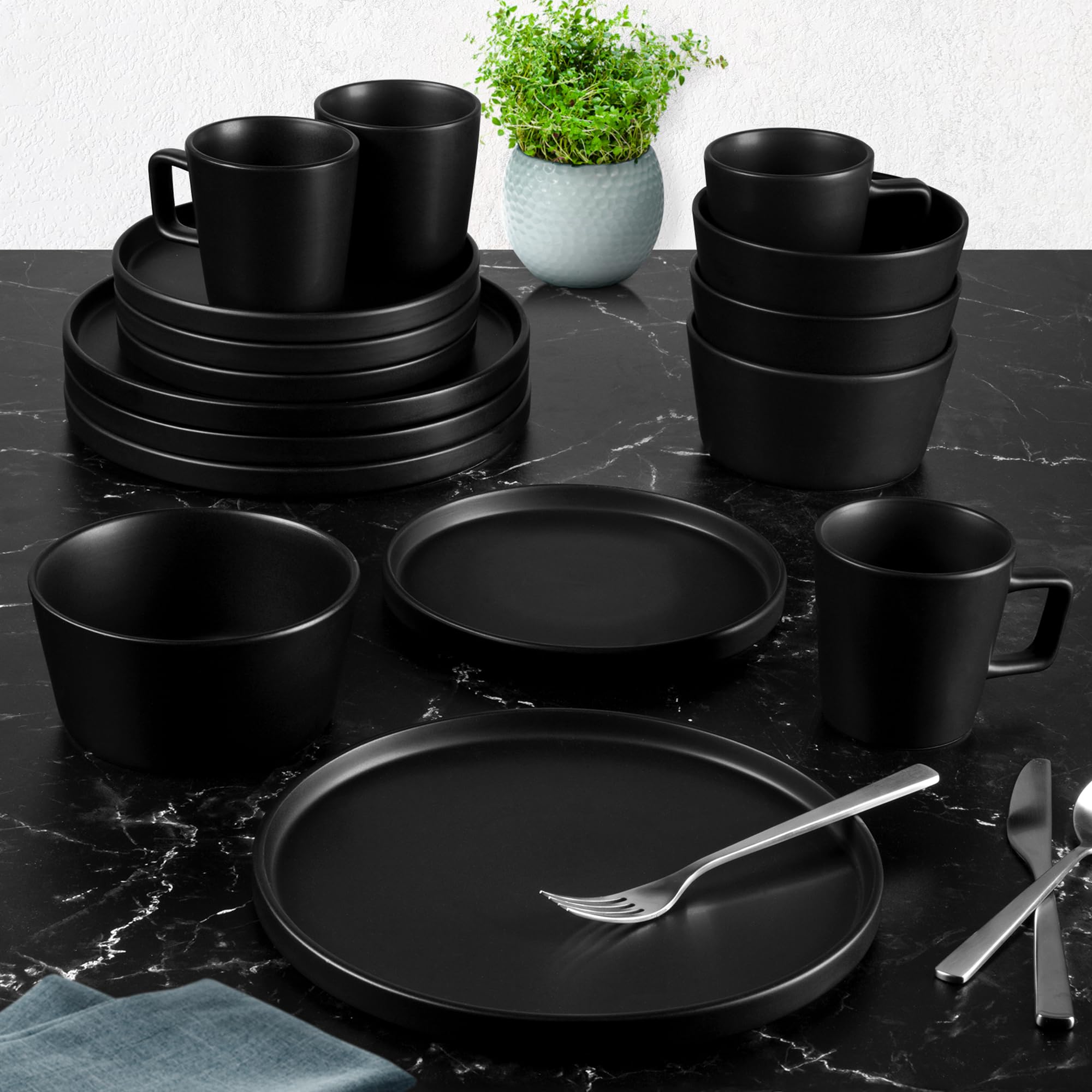 Conjunto Zulay Terra: disposición elegante en mesa para comidas familiares.