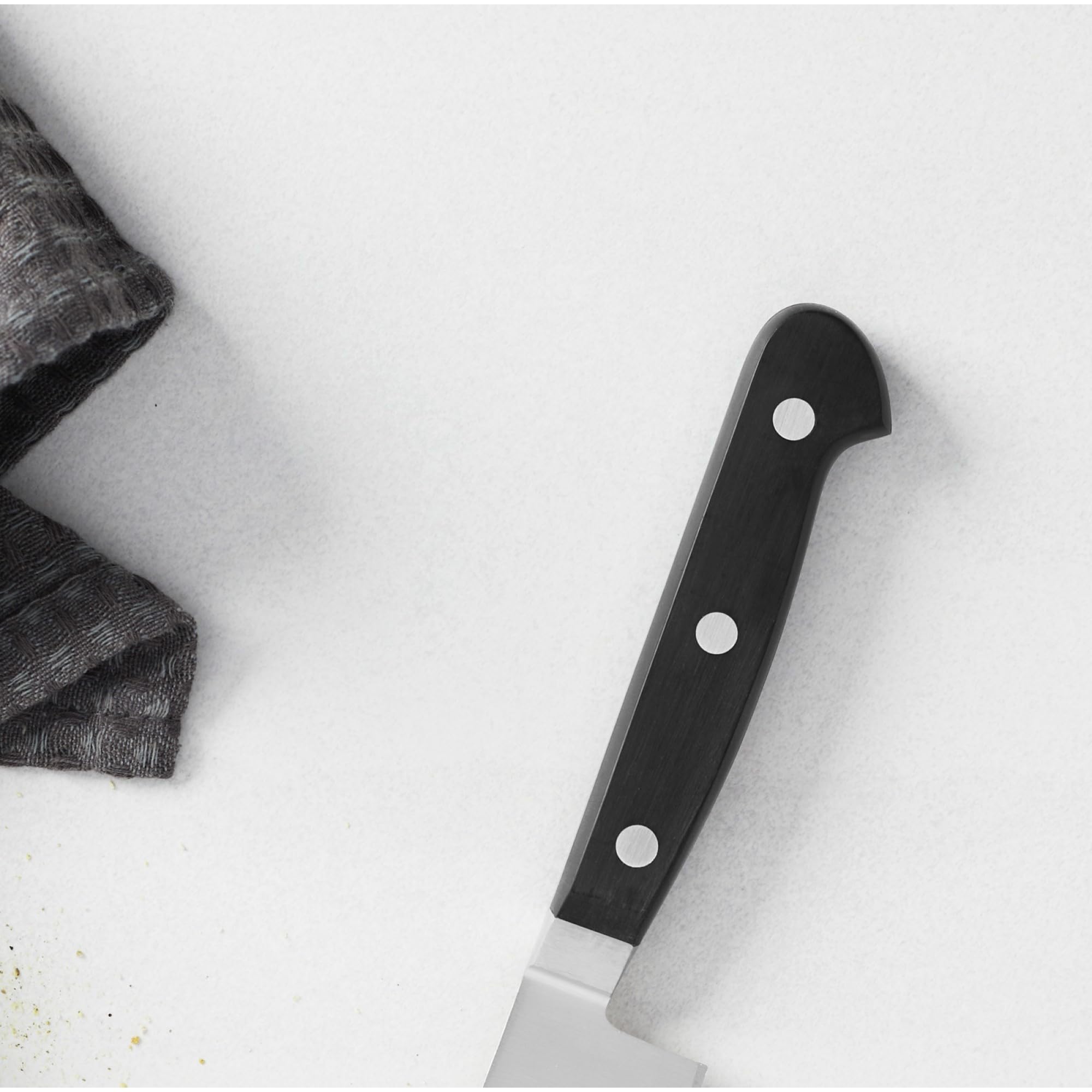 ZWILLING CLASSIC 6 pulgadas cuchillo chef, uso diario para la cocina cotidiana.