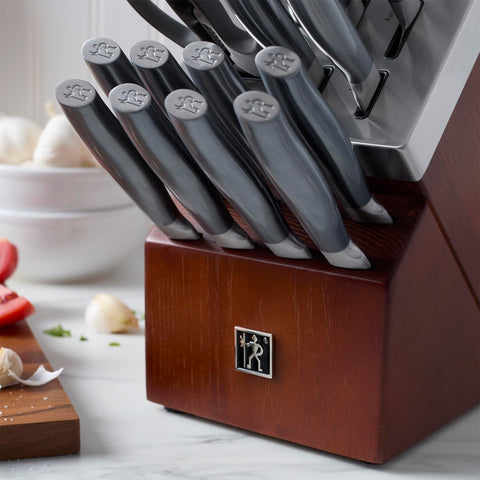 Cuchillo utilitario de 6 pulgadas Zwilling Henckels Graphite para cortes versátiles